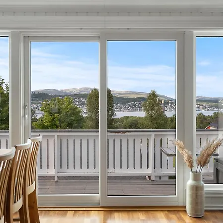 Villa Arctic Elegance By Paramount Tromsø