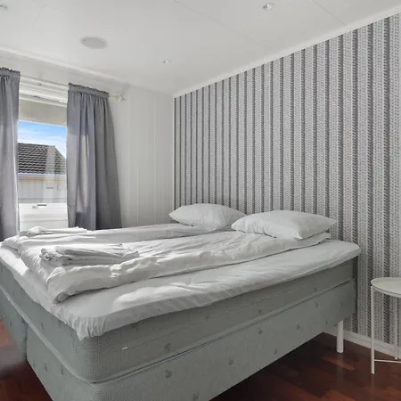 Arctic Elegance By Paramount Villa Tromsø