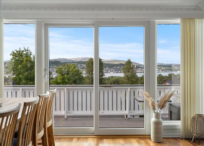 Villa Arctic Elegance By Paramount Tromsø