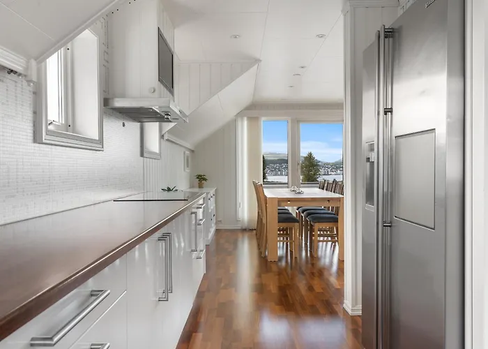 Villa Arctic Elegance By Paramount