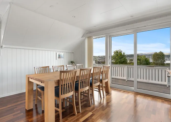 Arctic Elegance By Paramount Villa Tromsø