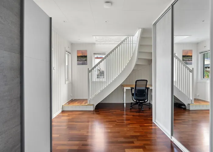 Arctic Elegance By Paramount Villa Tromsø