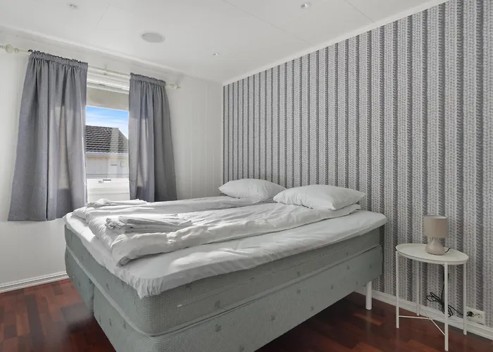 Arctic Elegance By Paramount Villa Tromsø