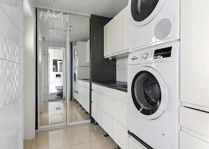 Arctic Elegance By Paramount Villa Tromsø